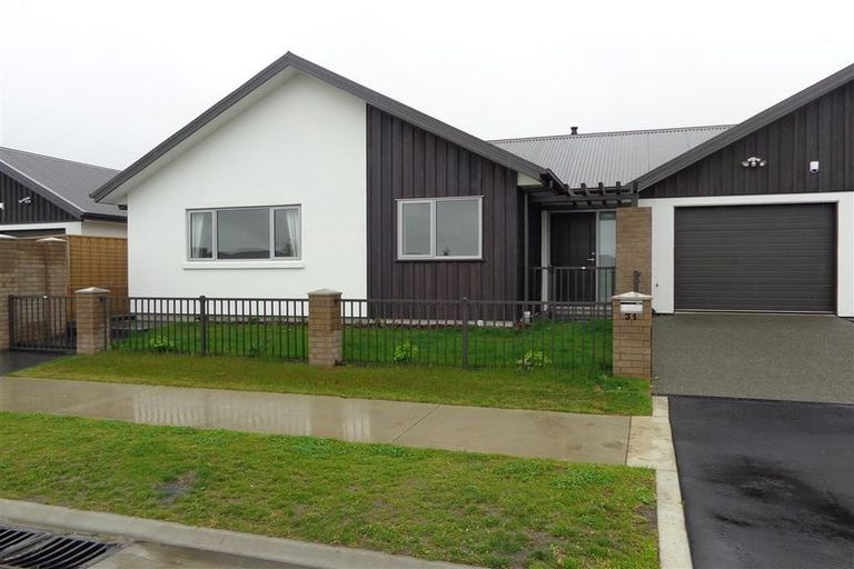 Photo of property in 31 Farnborough Way, Rolleston, 7615