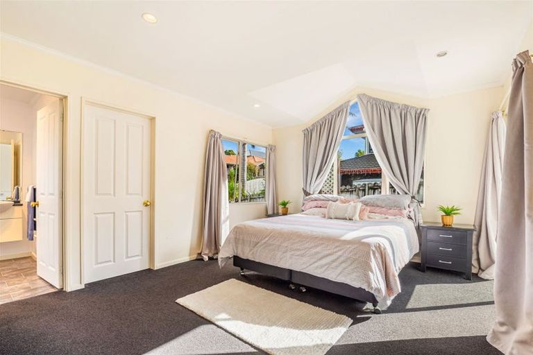 Photo of property in 157c Colwill Road, Massey, Auckland, 0614