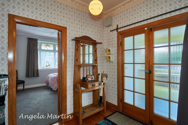 Photo of property in 46 Dahlia Street, Palmerston North, 4410