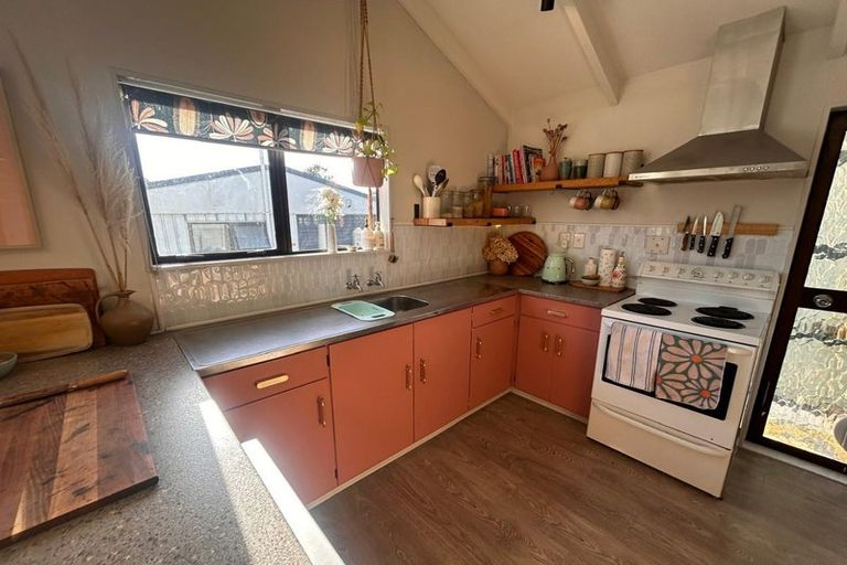 Photo of property in 34 Kiharoa Street, Otaki Beach, Otaki, 5512