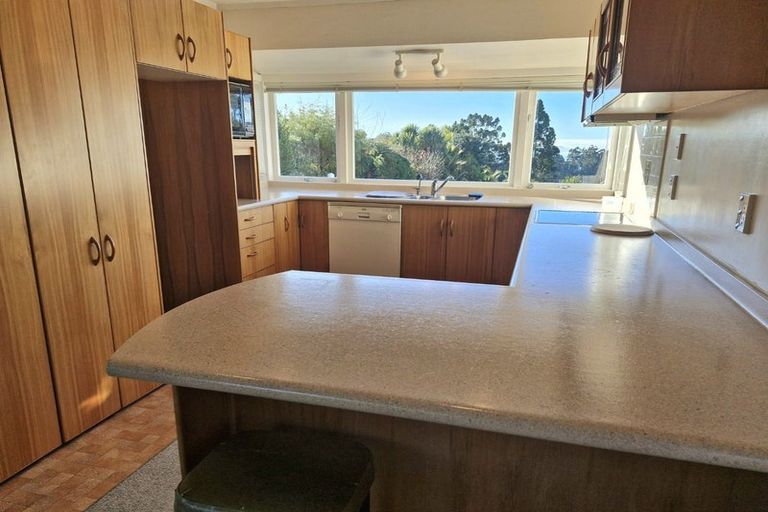 Photo of property in 542 South Titirangi Road, Titirangi, Auckland, 0604