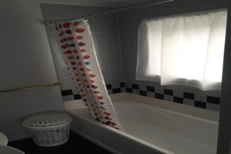 Photo of property in Avon Flats, 14/217 The Terrace, Wellington Central, Wellington, 6011