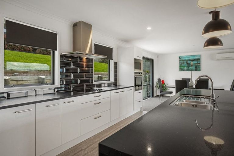 Photo of property in 104 Solan Drive, Waimauku, 0812