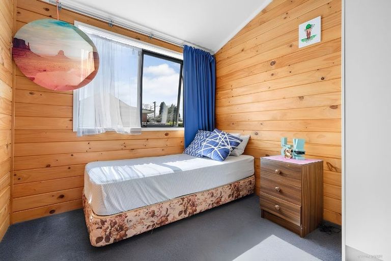 Photo of property in 1/21 York Road, Papatoetoe, Auckland, 2104