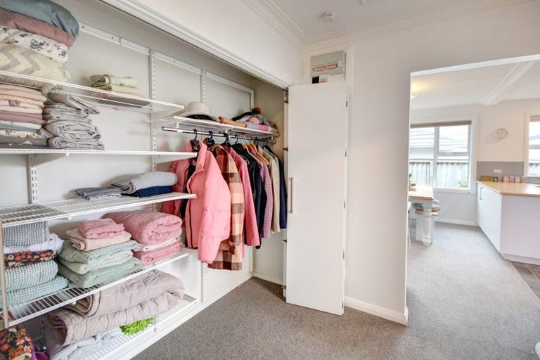 Photo of property in 141 Macandrew Road, South Dunedin, Dunedin, 9012