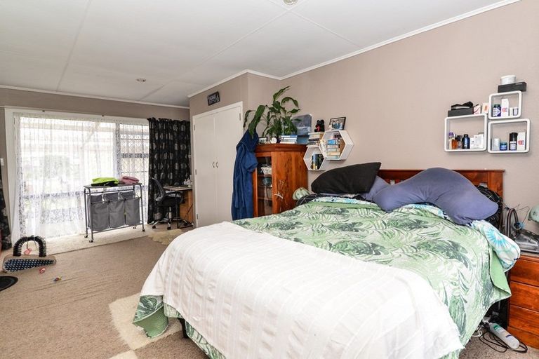 Photo of property in 6 Brough Place, St Andrews, Hamilton, 3200