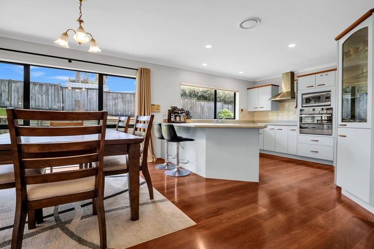 Photo of property in 13 Guernsey Place, Grandview Heights, Hamilton, 3200