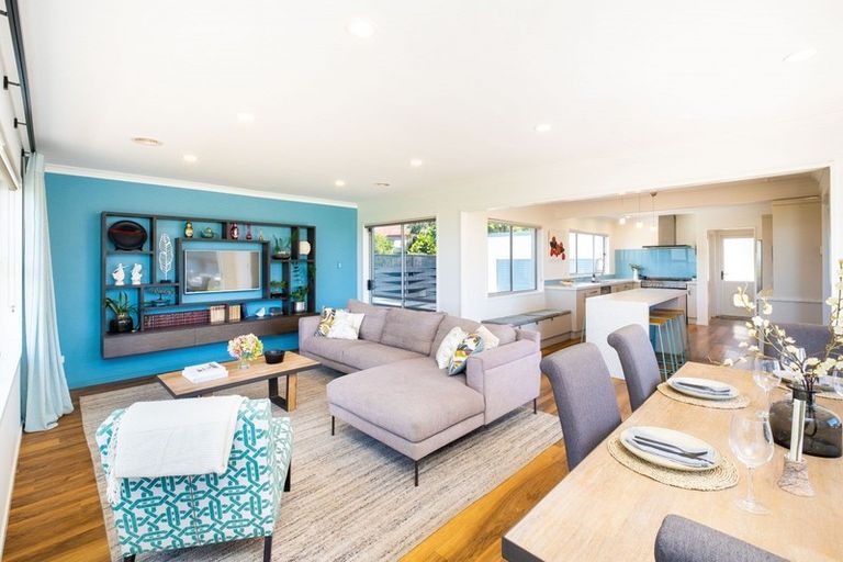 Photo of property in 60 Le Quesne Road, Bay View, Napier, 4104