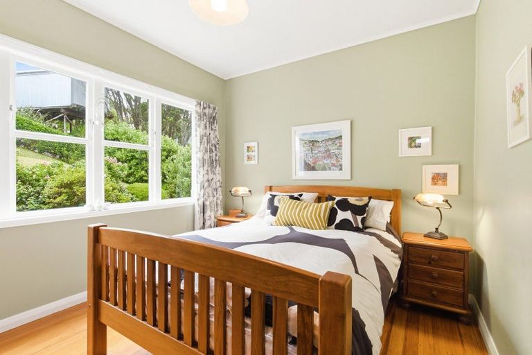 Photo of property in 51 Kinghorne Street, Strathmore Park, Wellington, 6022