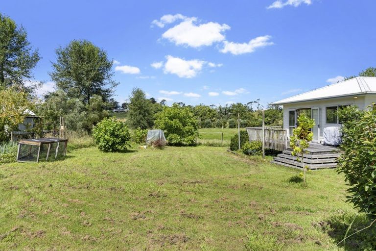 Photo of property in 220 Postman Road, Dairy Flat, Albany, 0794