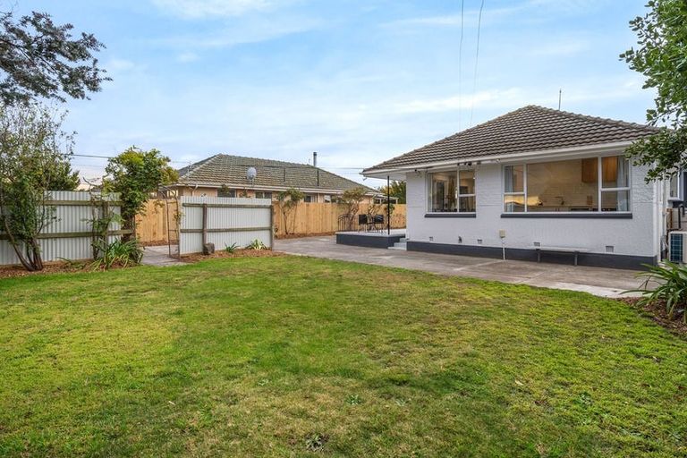 Photo of property in 16 Leverett Place, North New Brighton, Christchurch, 8083
