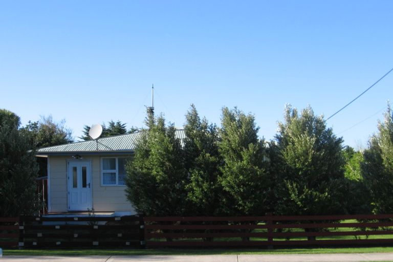 Photo of property in 43 Daniell Street, Featherston, 5710