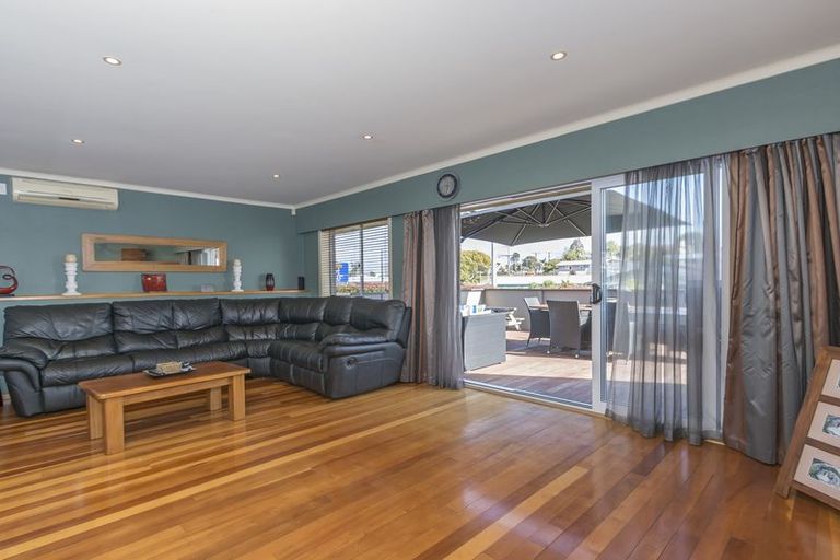 Photo of property in 2 Sharyn Place, Brookfield, Tauranga, 3110