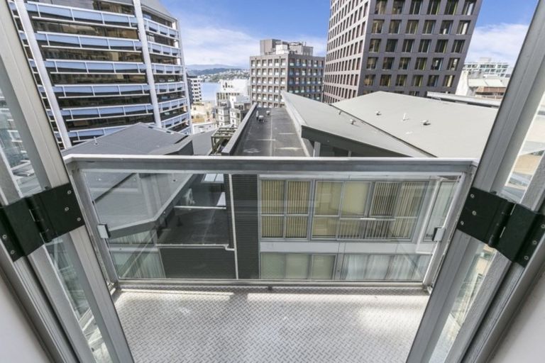 Photo of property in Terrace Heights Apartments, 7d/163 The Terrace, Wellington Central, Wellington, 6011