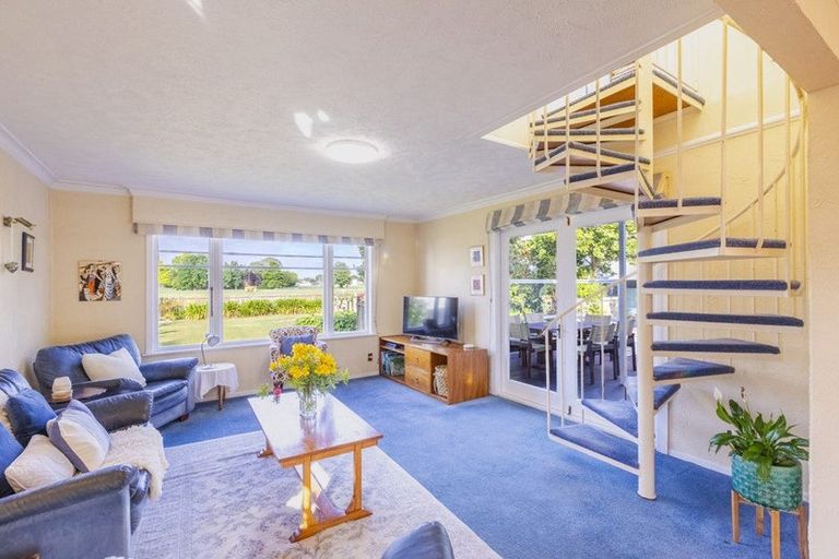 Photo of property in 6 Beaumont Lane, Havelock North, 4130