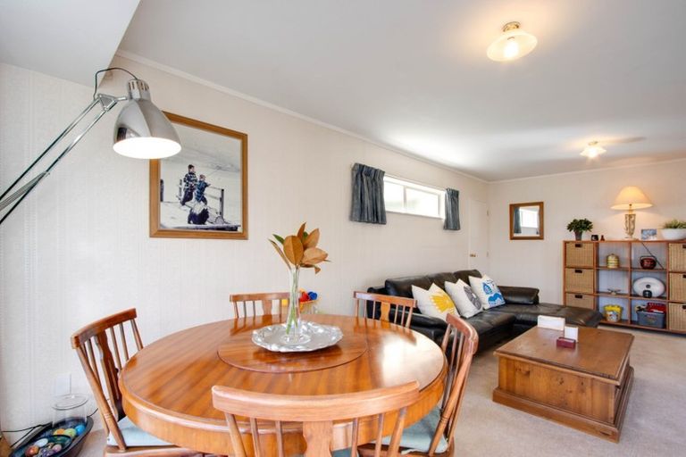 Photo of property in 405b Eastbourne Street East, Hastings, 4122