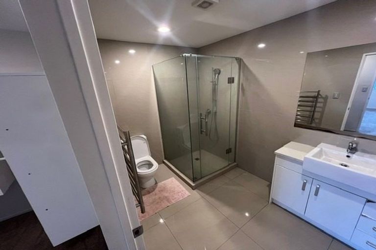 Photo of property in 9 Rosewell Crescent, Flat Bush, Auckland, 2019