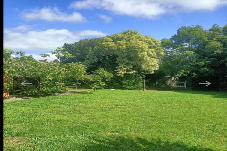 Photo of property in 28 Rangitane Street, Palmerston North, 4414