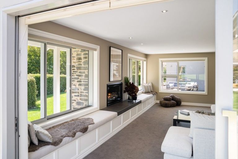 Photo of property in 9 Hollyhock Lane, Wanaka, 9305