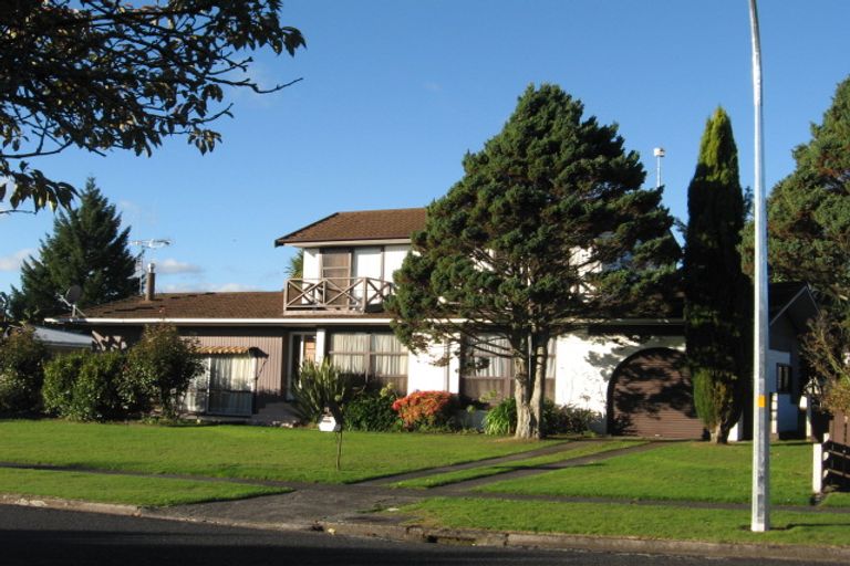 Photo of property in 49 Aotea Crescent, Tokoroa, 3420