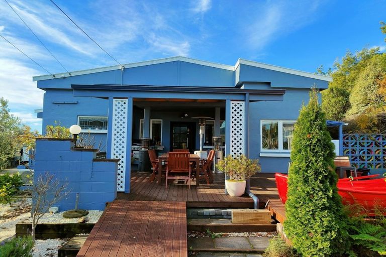 Photo of property in 22 Leicester Street, Picton, 7220