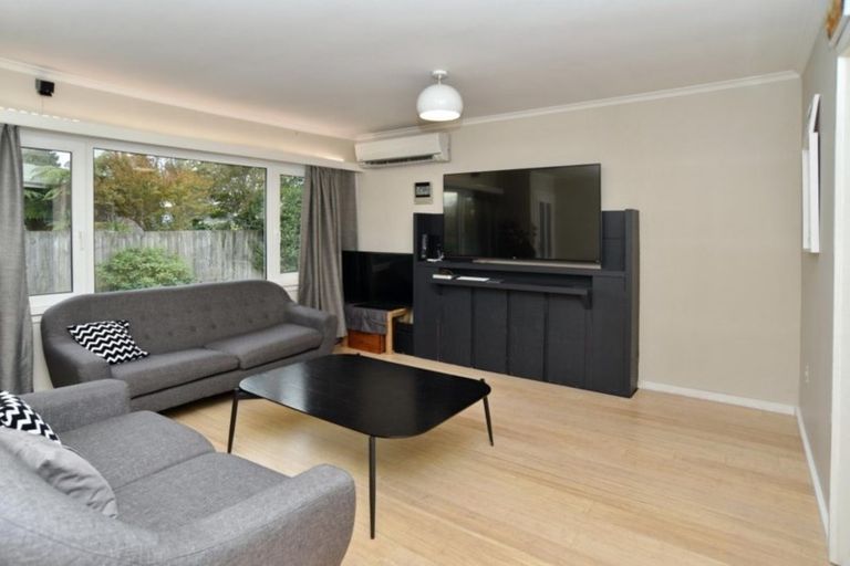 Photo of property in 190 Grimseys Road, Redwood, Christchurch, 8051