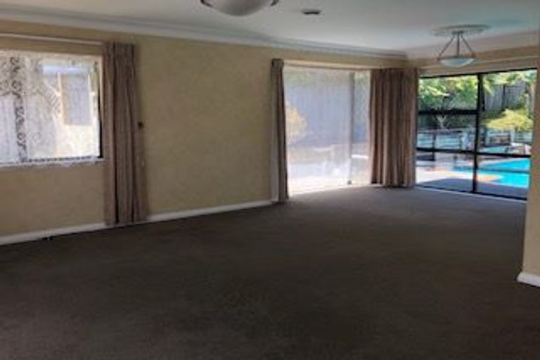 Photo of property in 61 Charles Prevost Drive, The Gardens, Auckland, 2105