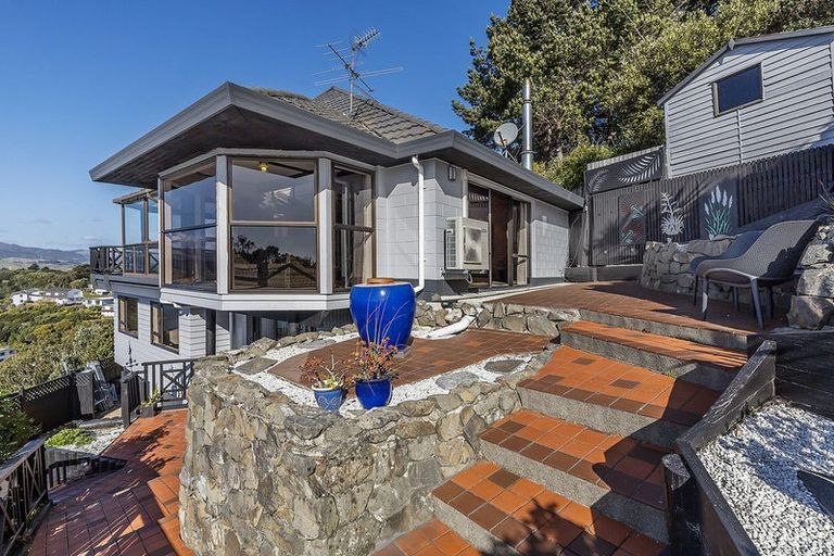 Photo of property in 27a The Anchorage, Whitby, Porirua, 5024