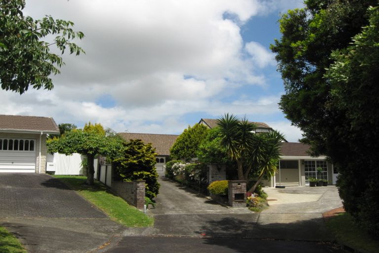 Photo of property in 6 Chica Place, Conifer Grove, Takanini, 2112