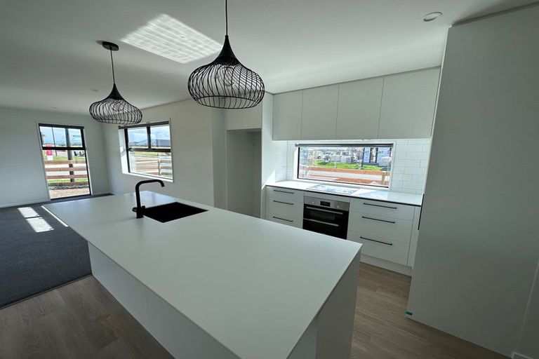 Photo of property in 3 Ellmers Street, Woodend, 7610