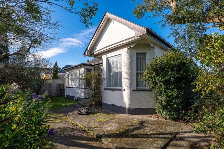 Photo of property in 2 Rugby Street, Merivale, Christchurch, 8014
