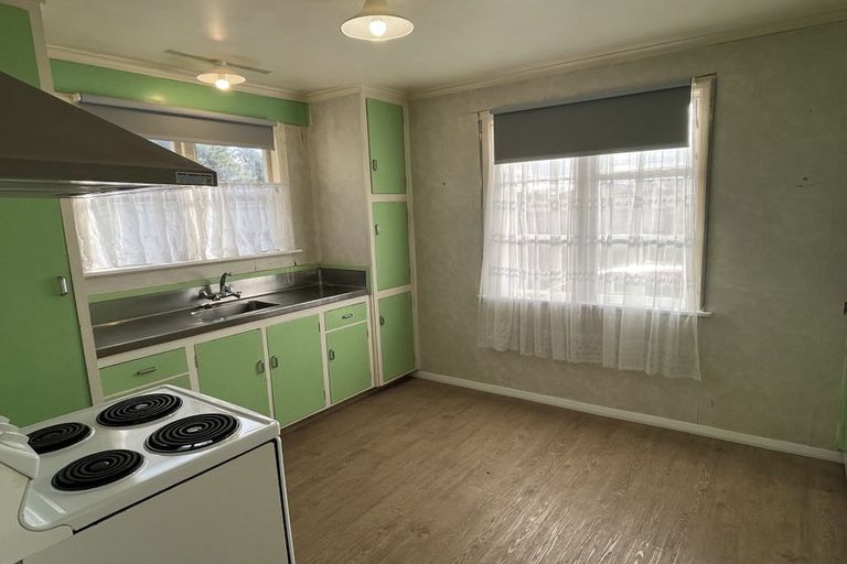 Photo of property in 43 Nottingham Avenue, Awapuni, Palmerston North, 4412