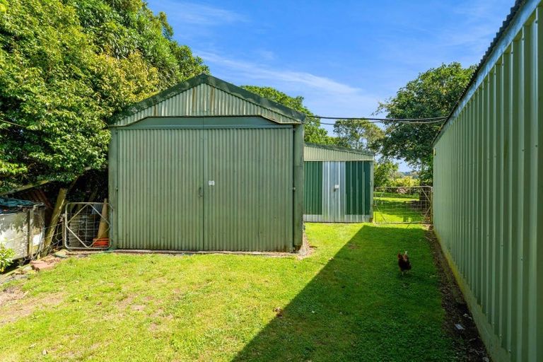 Photo of property in 115 Alfred Road, Egmont Village, New Plymouth, 4371