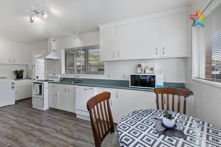 Photo of property in 128 Epuni Street, Epuni, Lower Hutt, 5011