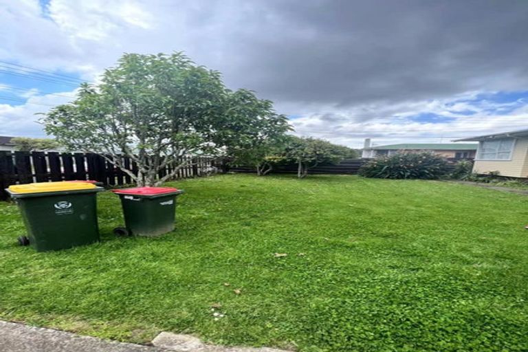 Photo of property in 21 Von Sturmer Street, Mangere East, Auckland, 2024