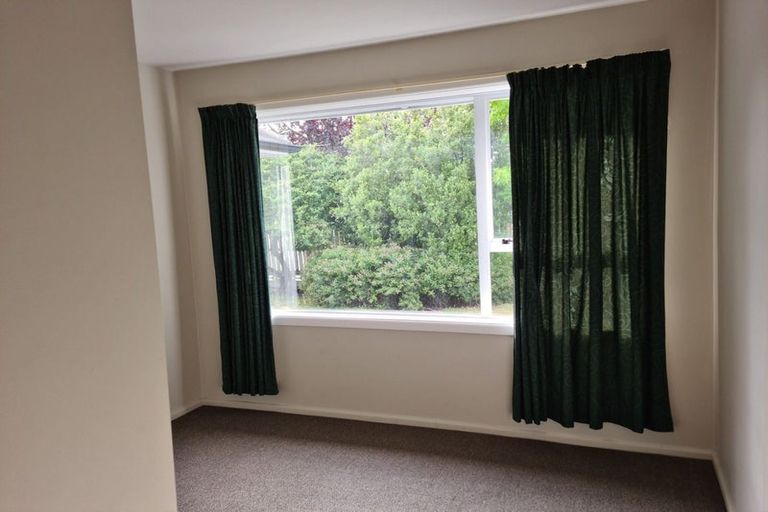 Photo of property in 35 Greendale Avenue, Avonhead, Christchurch, 8042