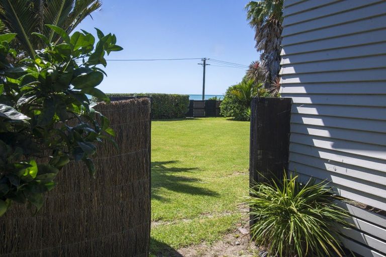 Photo of property in 6 Mere Street, Tokomaru Bay, 4079