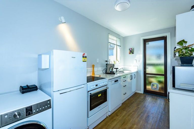 Photo of property in 2/118 Geraldine Street, Edgeware, Christchurch, 8013