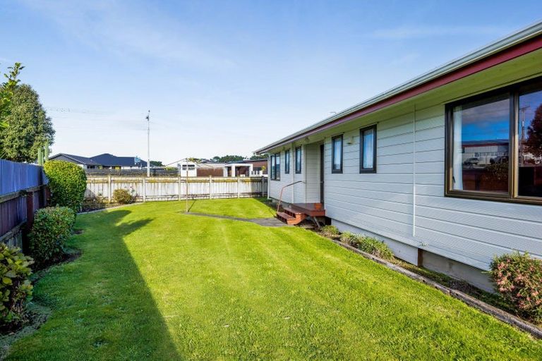 Photo of property in 1 Domett Street, Opunake, 4616