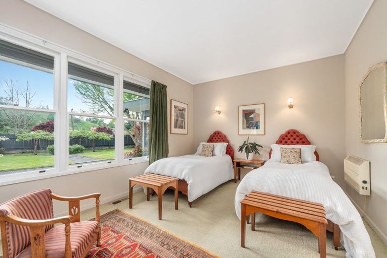 Photo of property in 48 Paraekaretu Street, Hunterville, 4730