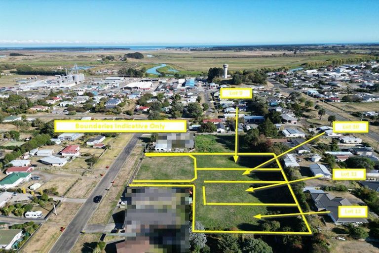 Photo of property in 9a Reeve Street, Foxton, 4814