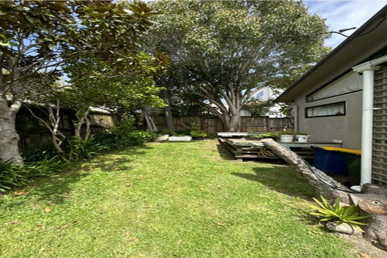 Photo of property in 5/38 Mahara Avenue, Birkenhead, Auckland, 0626