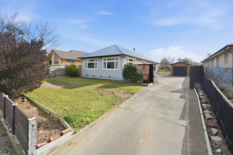 Photo of property in 317 Wainoni Road, Avondale, Christchurch, 8061