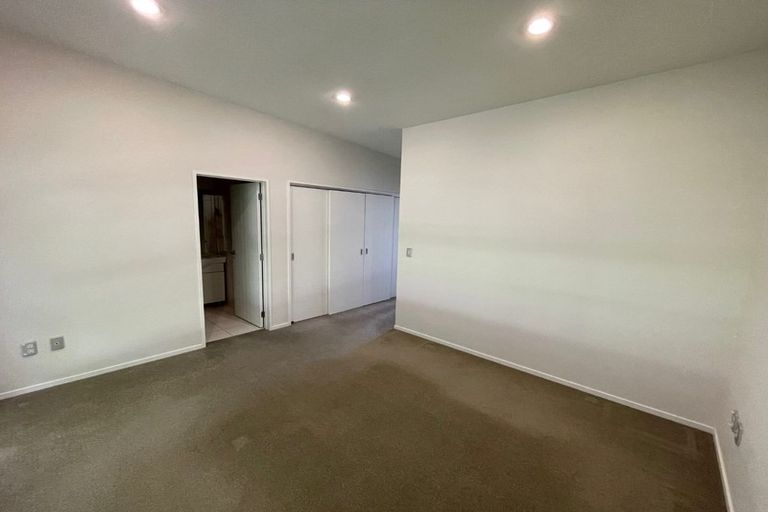 Photo of property in 32 Kauri Drive, Takanini, 2112