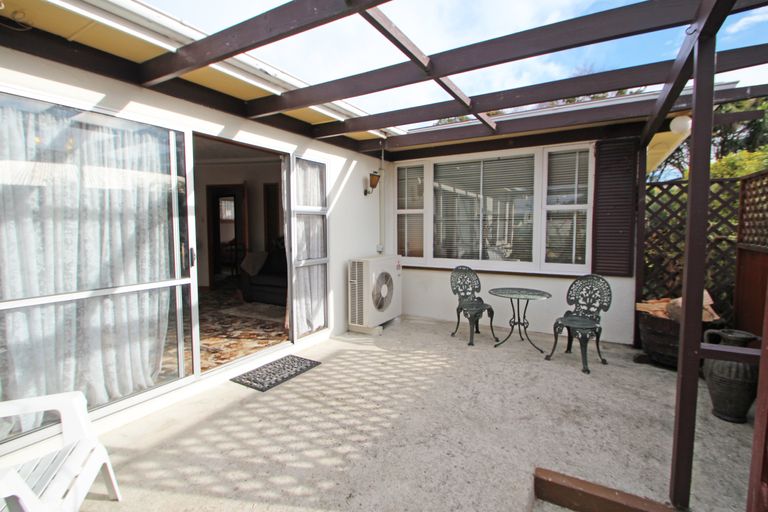 Photo of property in 7 Oxford Street, Holmes Hill, Oamaru, 9401