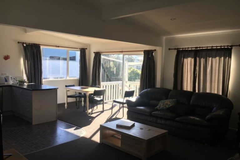 Photo of property in 1113 Papamoa Beach Road, Papamoa Beach, Papamoa, 3118