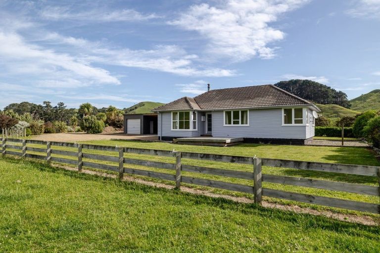 Photo of property in 423 Castle Hill Road, Alfredton, Eketahuna, 4996