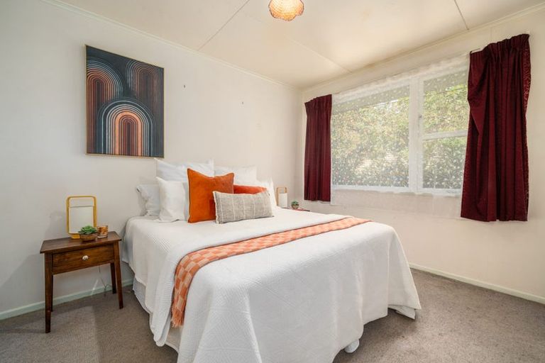 Photo of property in 6-8 Young Grove, Stokes Valley, Lower Hutt, 5019