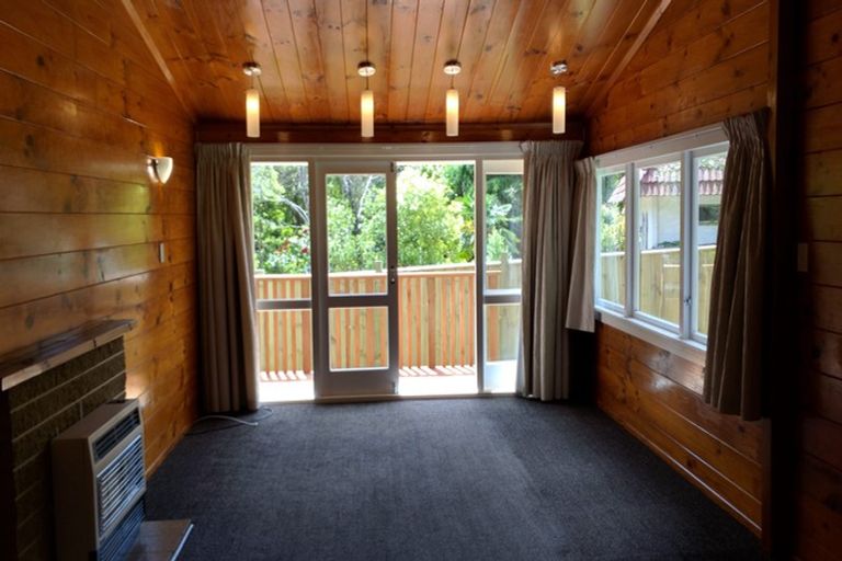 Photo of property in 2/54 Akatarawa Road, Brown Owl, Upper Hutt, 5018