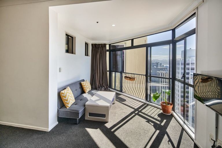 Photo of property in Terrace Garden Apartments, 13d/120 The Terrace, Wellington Central, Wellington, 6011
